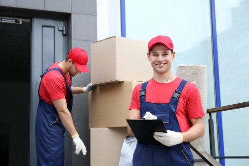 Professional flat removals in Brentcross with packing and transport support
