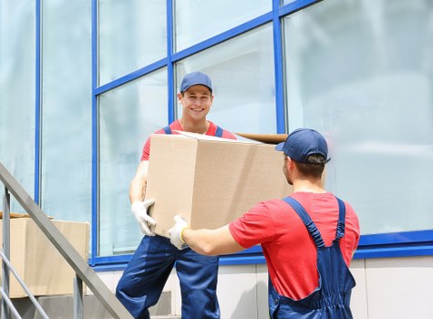 Local moving van navigating Brent Cross roads and access points